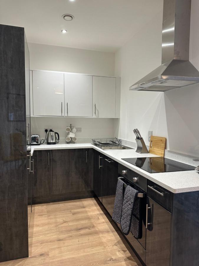 Sleek & Stylish Apartment By Dh Aparthotels ピーターバラ エクステリア 写真